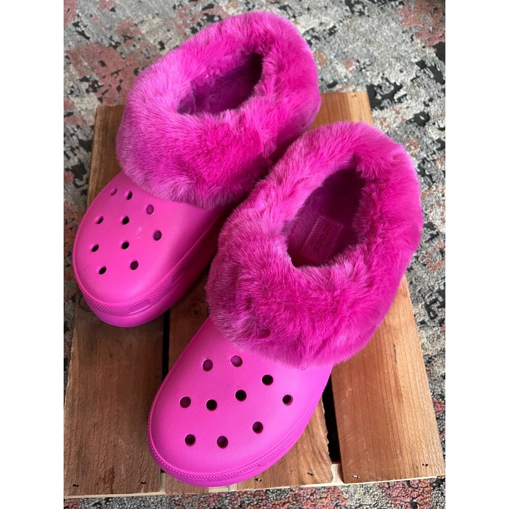 Crocs Classic Fur Sure Crush Clog With Faux Fur Lining Pink Unisex Size  W11 M9